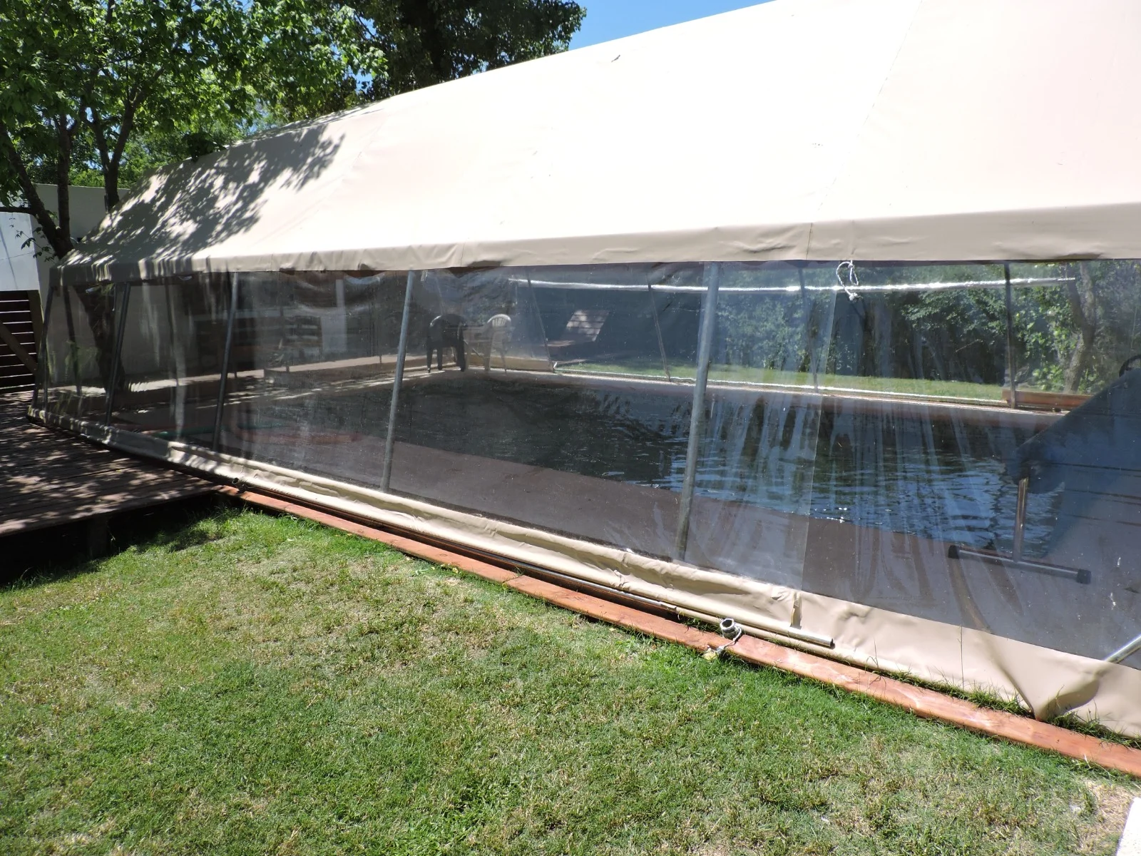 Casa con piscina climatizada