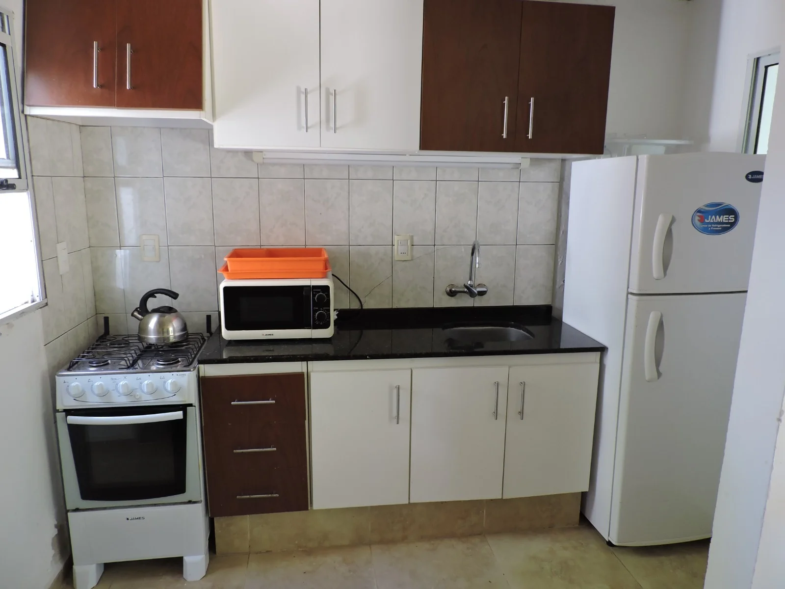 Casa con piscina climatizada